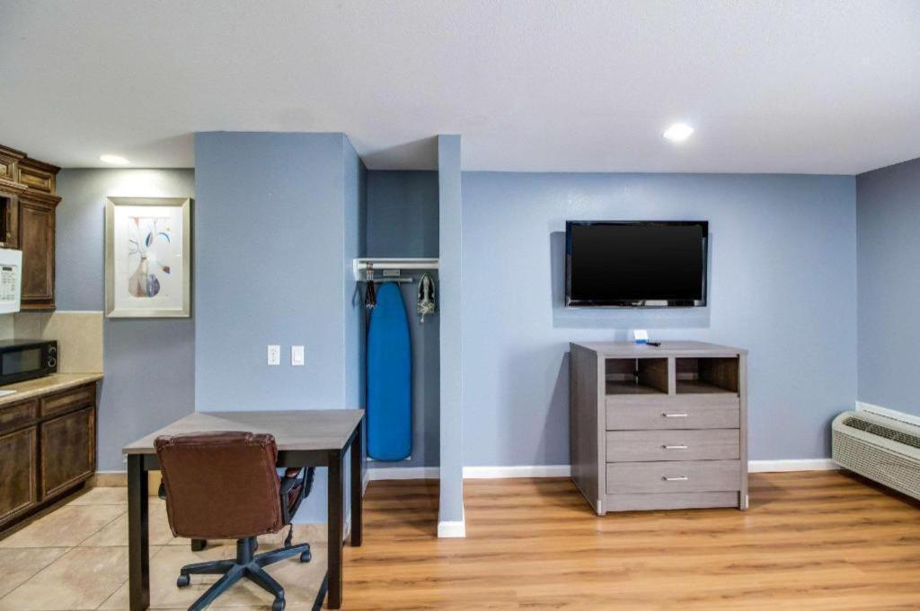 Rodeway Inn & Suites Port Arthur - Groves Eksteriør billede