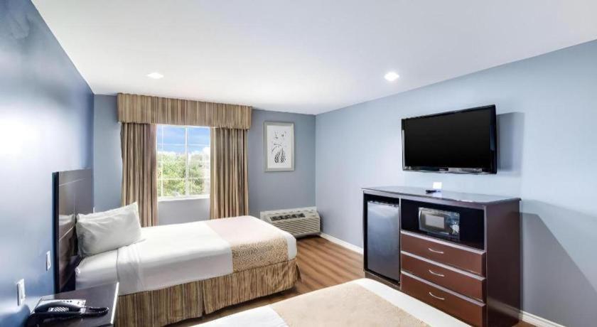 Rodeway Inn & Suites Port Arthur - Groves Eksteriør billede